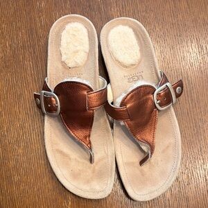 UGG Women's sz 11 Gypsy copper Leather Sandals